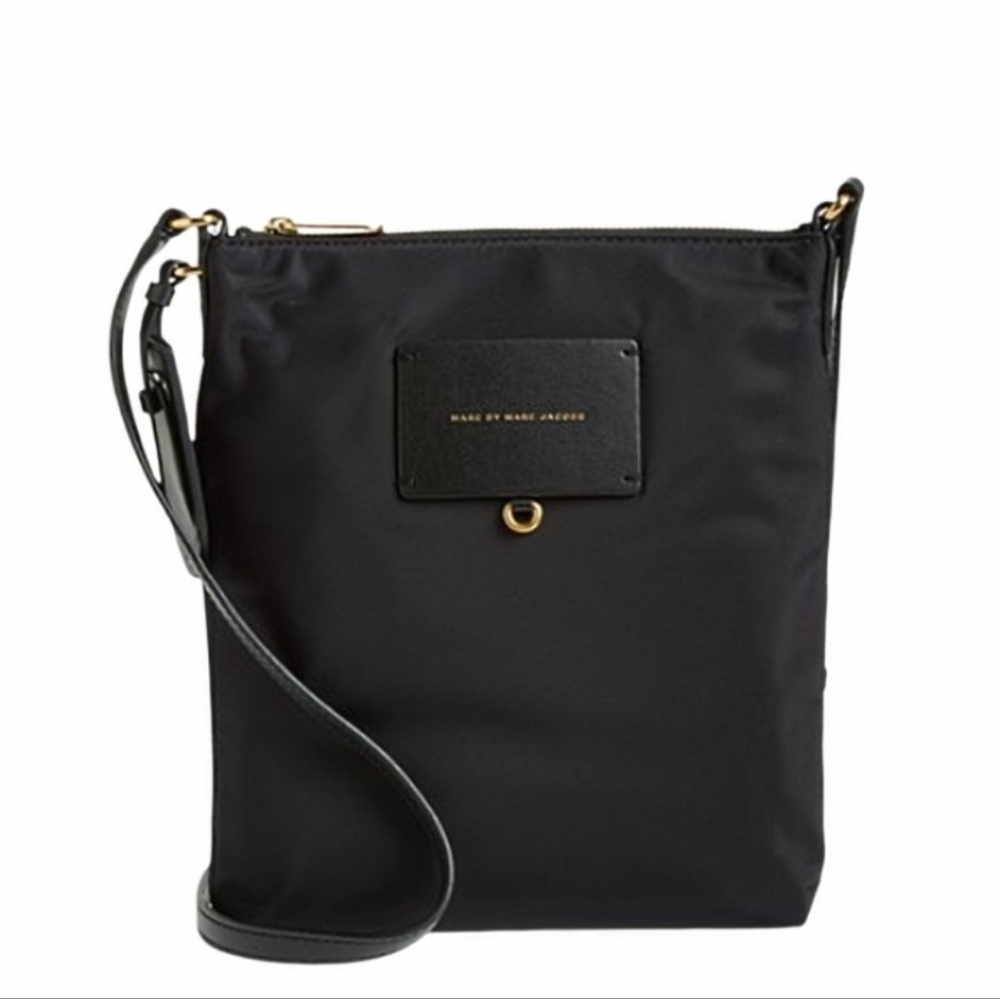 ☺️ Marc By Marc Jacobs Preppy Legend Sia Black Nylon & Leather Crossbody Bag